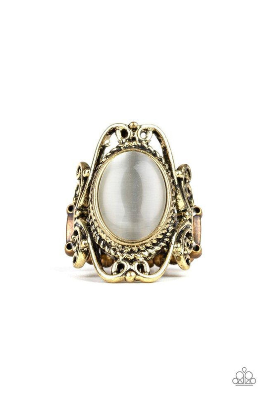 Paparazzi Ring ~ Fairytale Flair - Brass