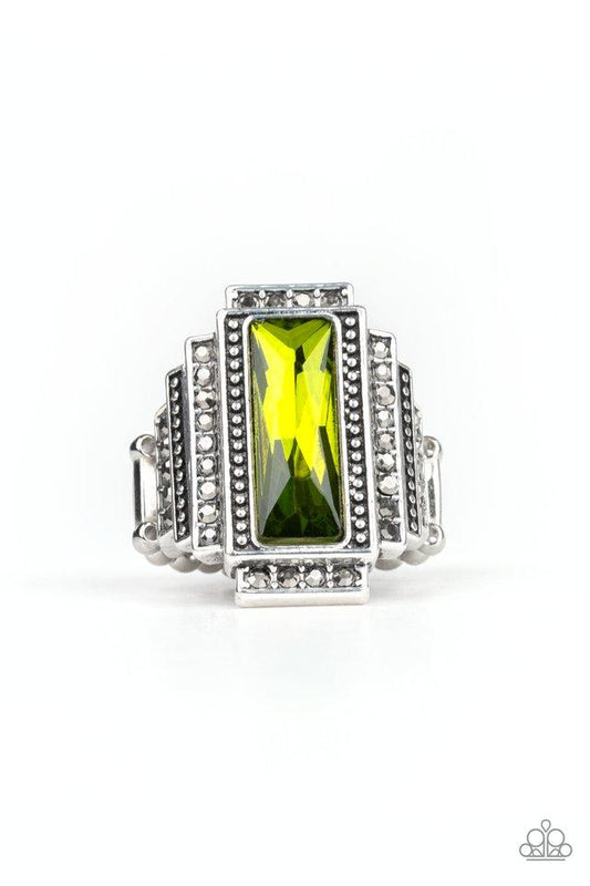 Anillo Paparazzi ~ Empire - Verde