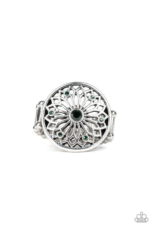 Anillo Paparazzi ~ Mandala Magnificence - Verde