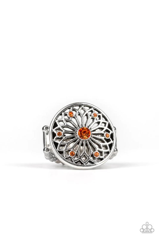 Anillo Paparazzi ~ Mandala Magnificence - Naranja