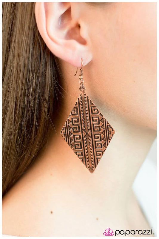 Paparazzi Earring ~ The Rest Is History - Copper