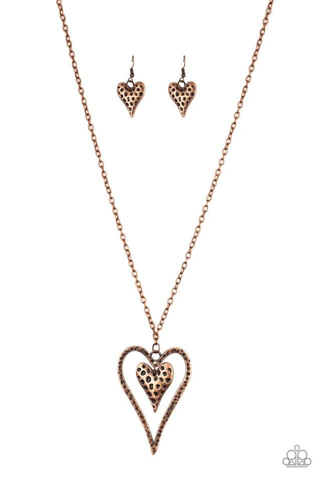 Collar Paparazzi ~ Corazones endurecidos - Cobre