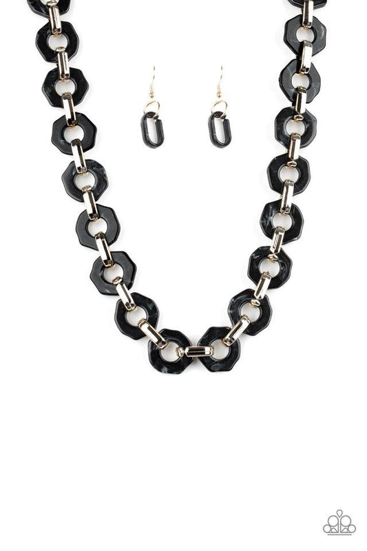 Paparazzi Necklace ~ Fashionista Fever - Black