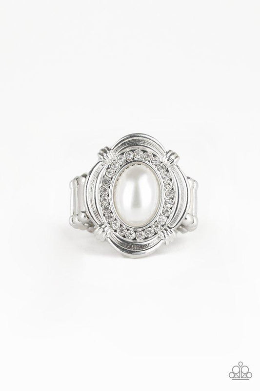 Paparazzi Ring ~ Titanic Twinkle - White