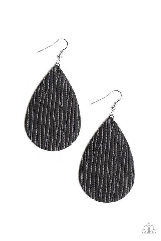 Paparazzi Earring ~ Natural Resource - Black