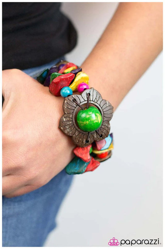 Pulsera Paparazzi ~ Todo es MADERA - Multicolor