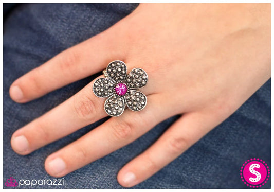 Paparazzi Ring ~ Haute and Heated - Pink