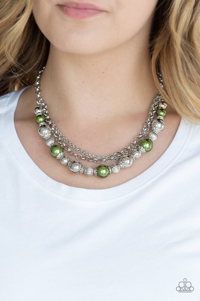 5th Avenue Romance - Green - Paparazzi Necklace Image