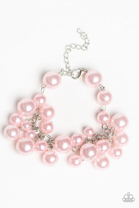 Pulsera Paparazzi ~ Chicas con Perlas - Rosa