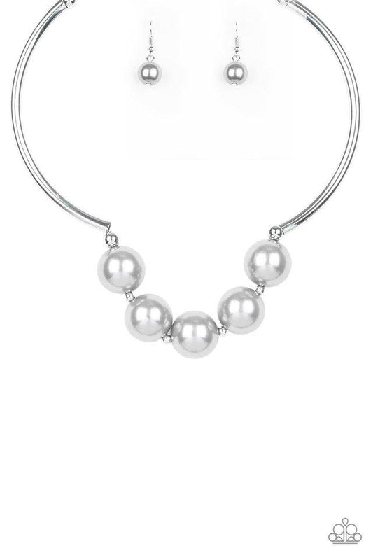 Collar Paparazzi ~ Bienvenido a Wall Street - Plata