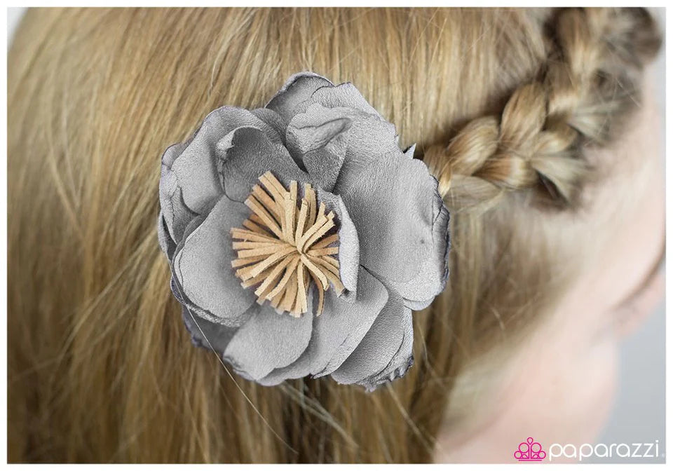 Paparazzi Hair Accessories ~ On Island Time - Silver