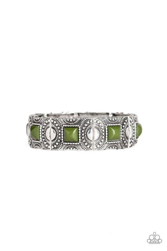 Pulsera Paparazzi ~ Tribal Trailblazer - Verde