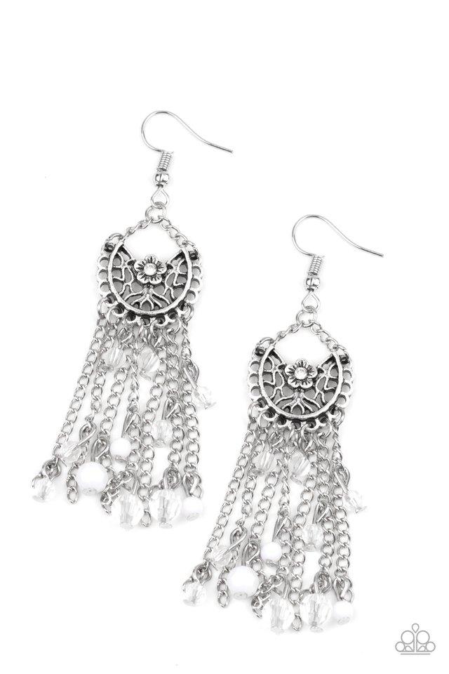 Paparazzi Earring ~ Daisy Daydream - White