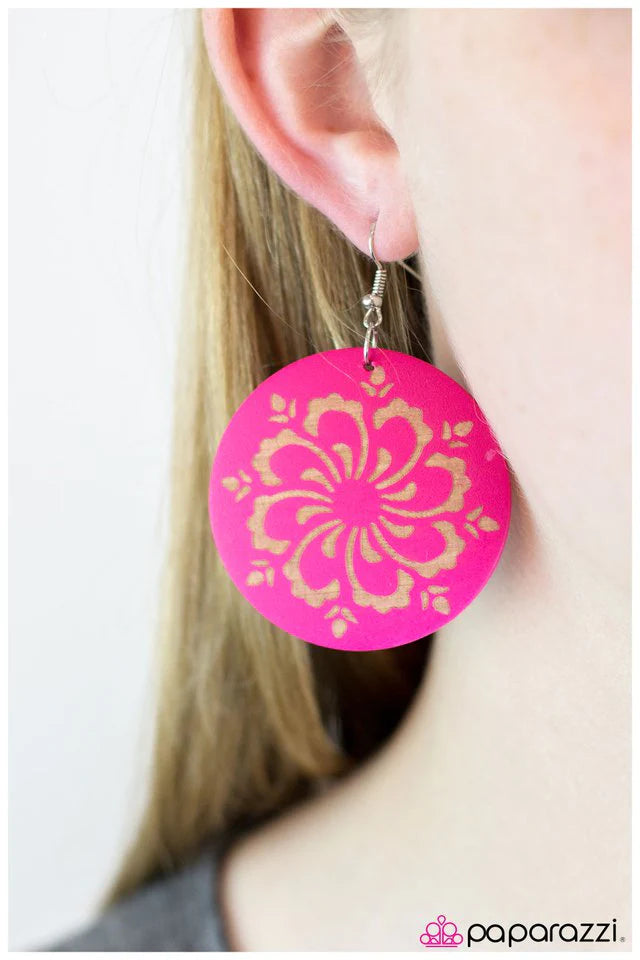 Paparazzi Earring ~ Escape To Paradise - Pink