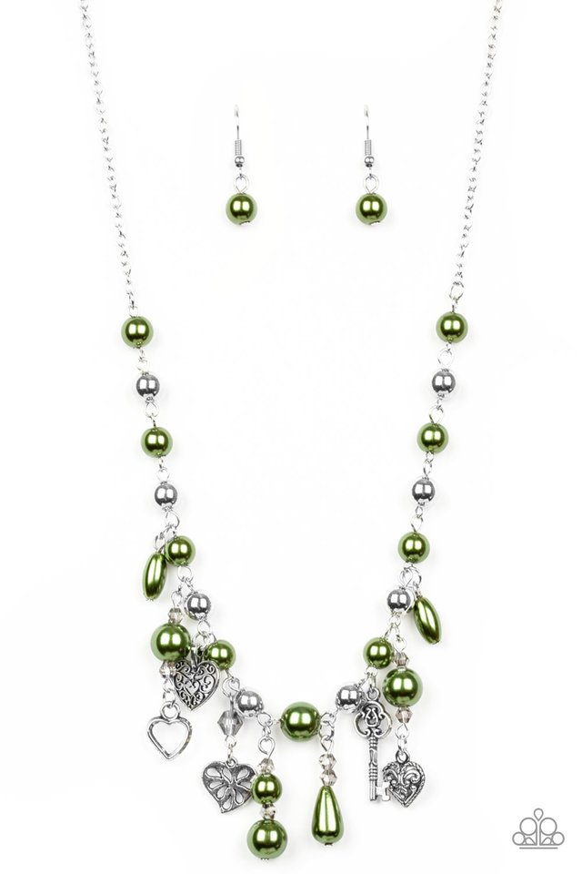 Renaissance Romance - Green - Paparazzi Necklace Image