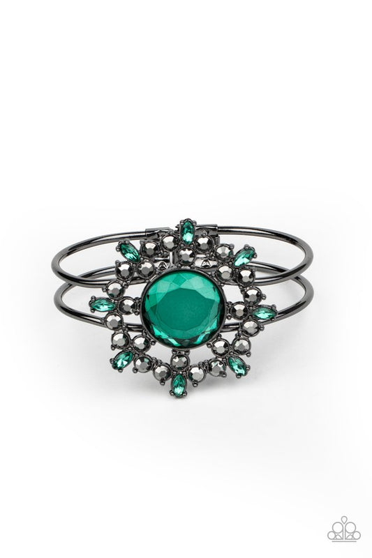 Elaborate Elegance - Green - Paparazzi Bracelet Image