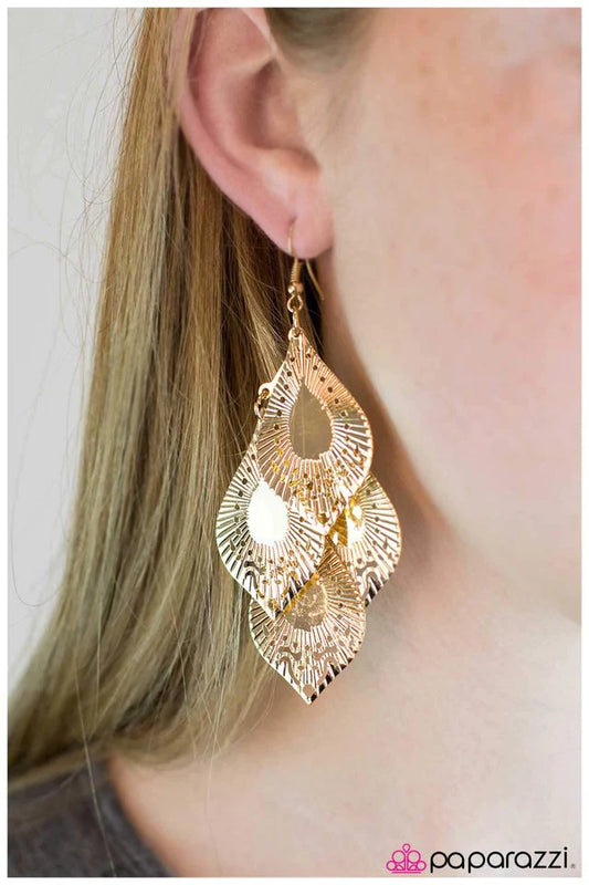 Paparazzi Earring ~ Gold Digger - Gold