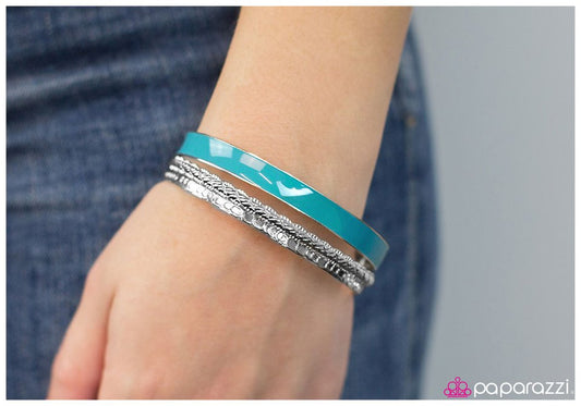 Pulsera Paparazzi ~ Aqua Breeze - Azul