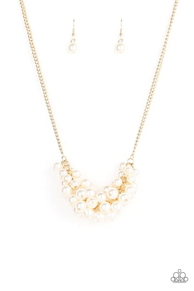 Paparazzi Necklace ~ Grandiose Glimmer - Gold