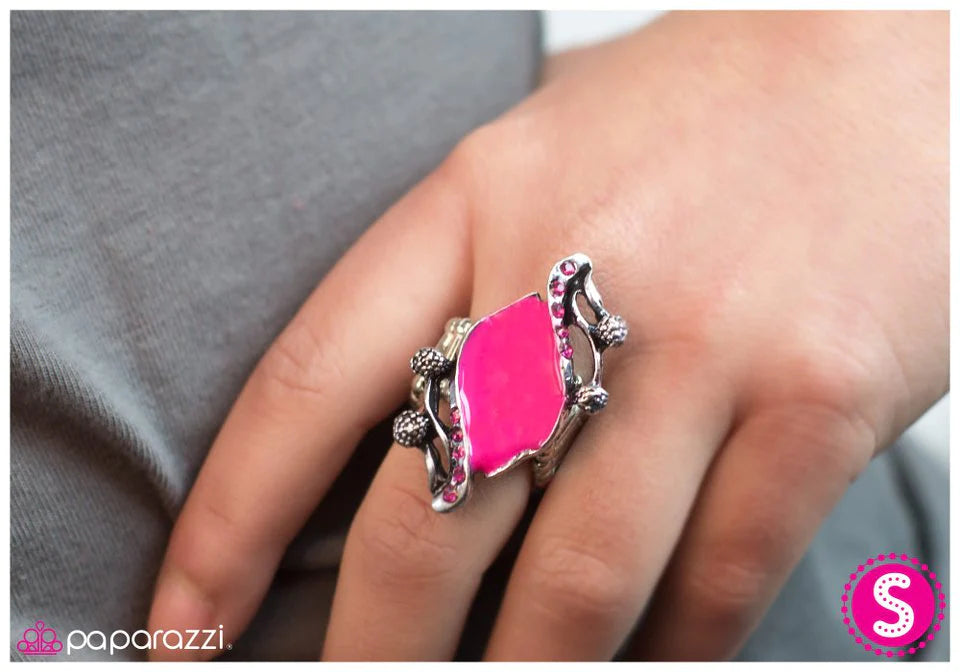 Anillo Paparazzi ~ Fantasía - Rosa