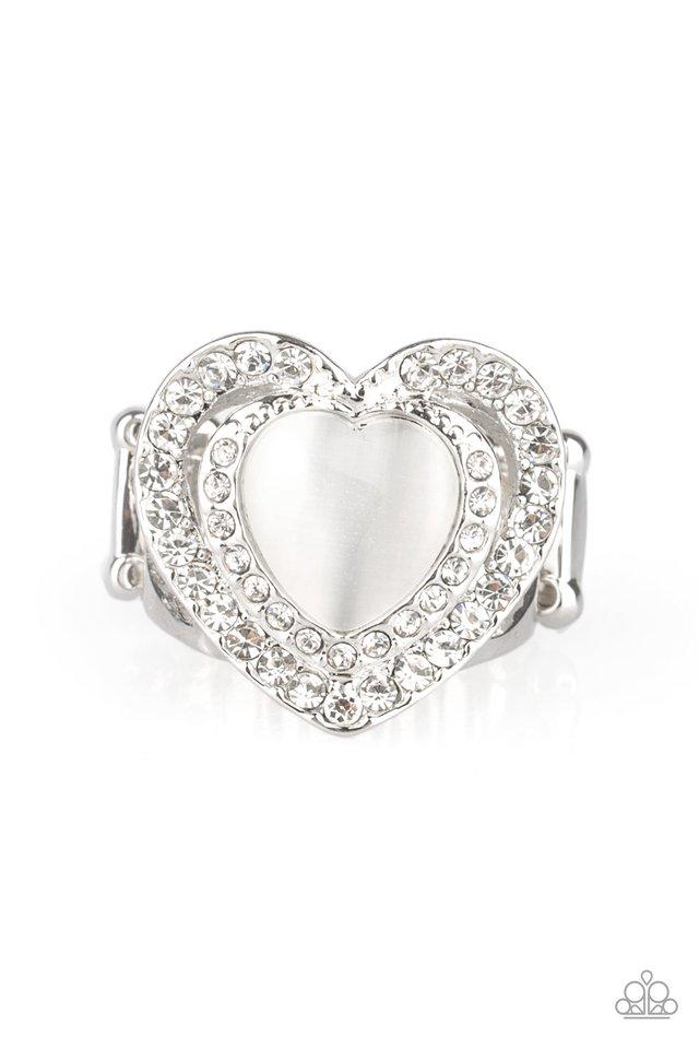 Paparazzi Ring ~ What The Heart Wants - White