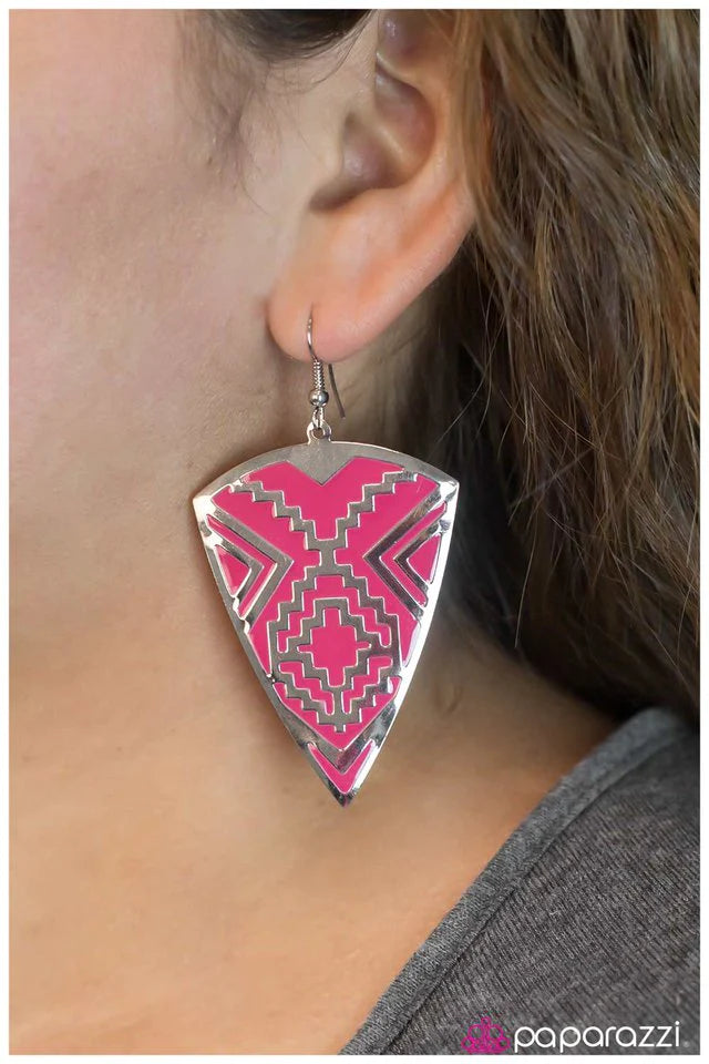 Paparazzi Earring ~ Land Of the Lost - Pink