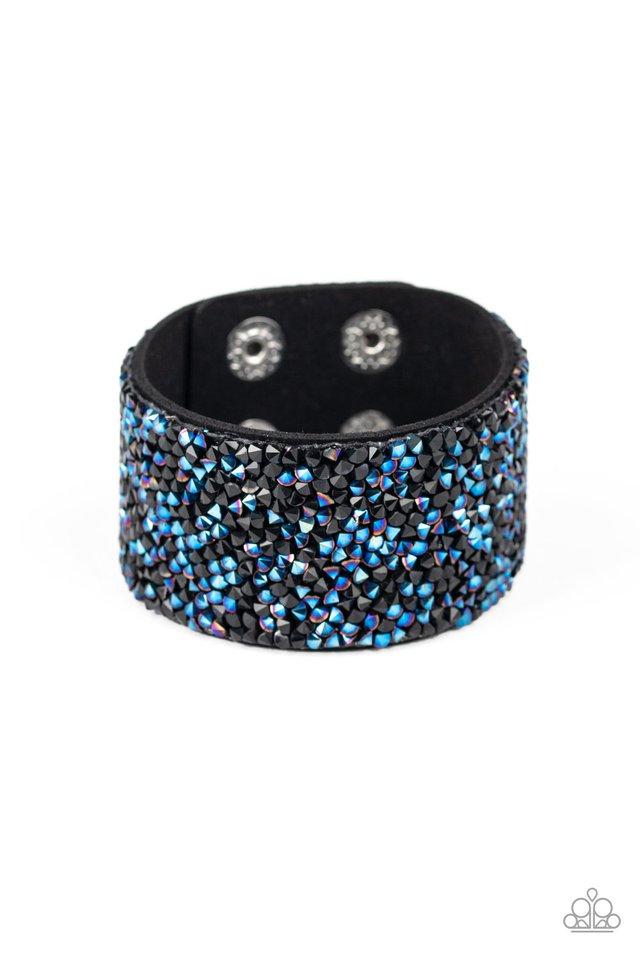 Pulsera Paparazzi ~ Pasarela de diamantes de imitación - Multicolor