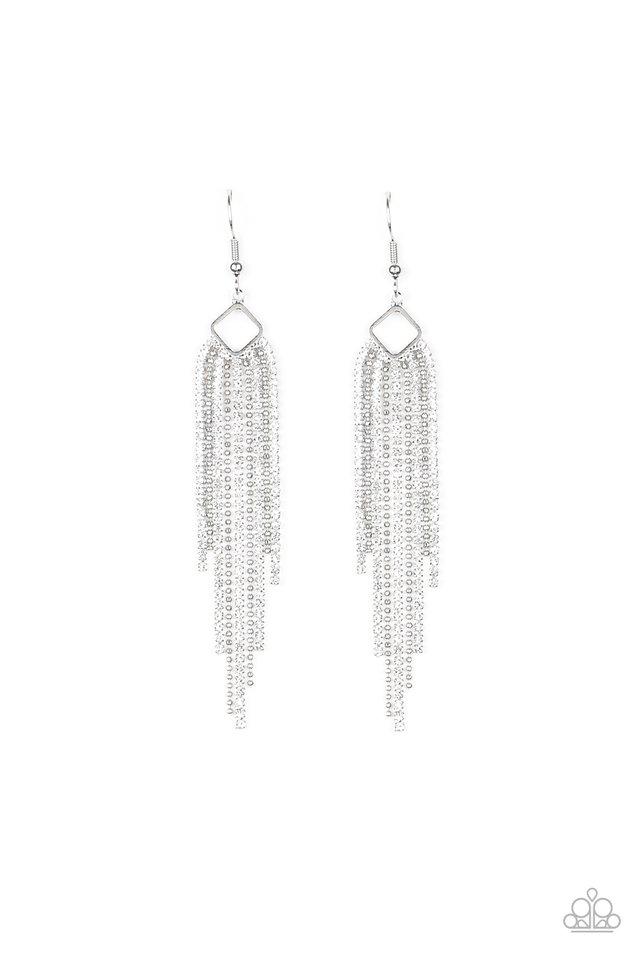 Paparazzi Earring ~ Singing in the REIGN - White