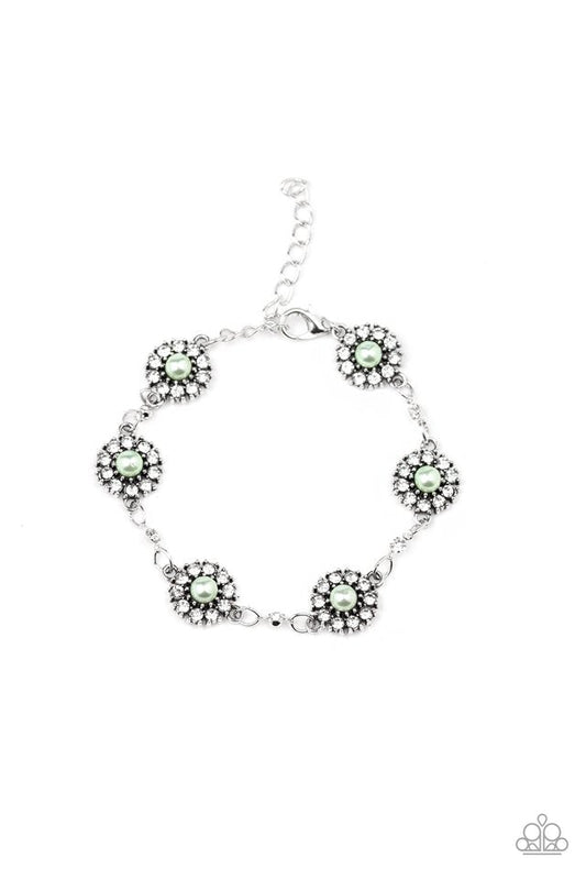 Paparazzi Bracelet ~ Garden Flower Grandeur - Green