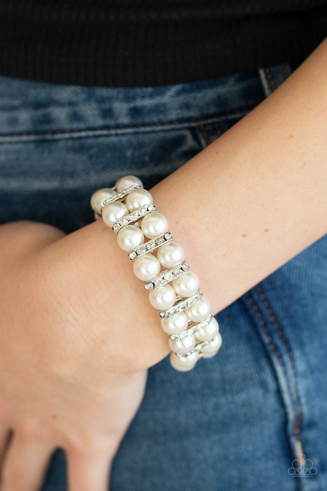 Glowing Glam - White - Paparazzi Bracelet Image