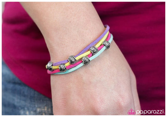 Pulsera Paparazzi ~ Gather Around - Multicolor