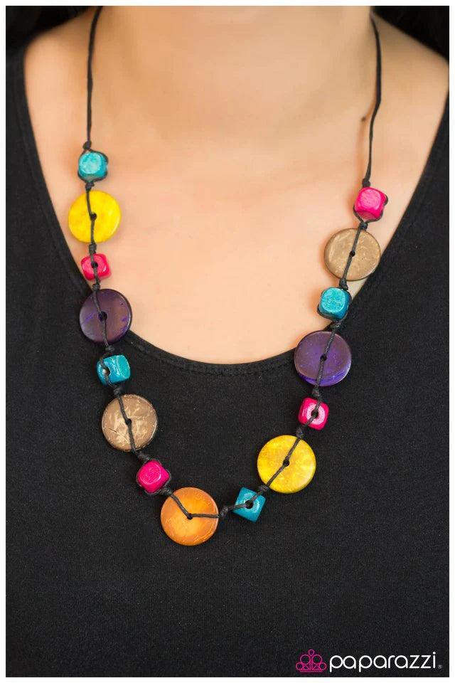 Collar Paparazzi ~ Boardwalk Beauty - Multicolor