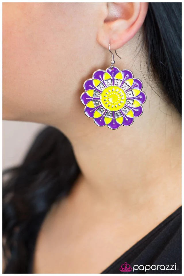 Paparazzi Earring ~ Rustically Radiating - Multi