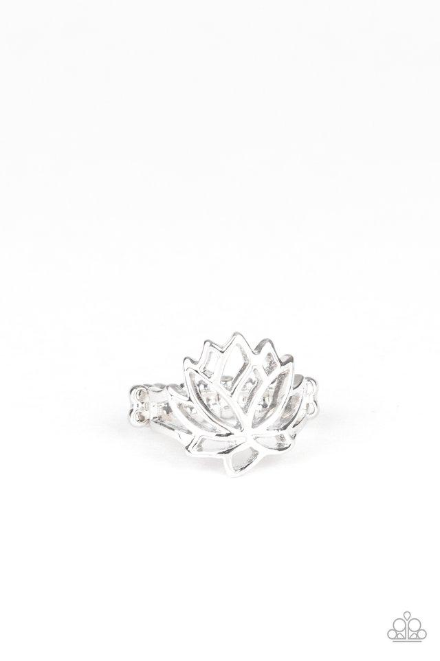 Paparazzi Ring ~ Lotus Lover - Silver