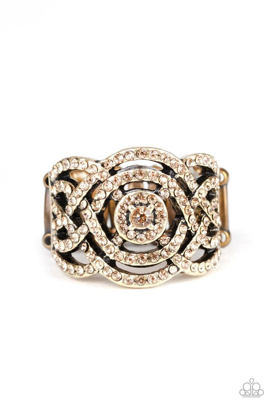 COUNTESS To Ten - Brass - Paparazzi Ring Image