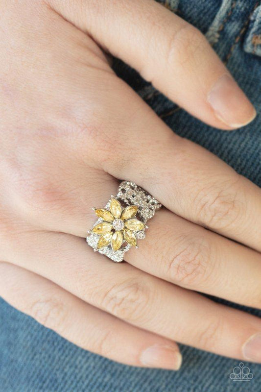 Paparazzi Ring ~ Brilliantly Blooming - Yellow