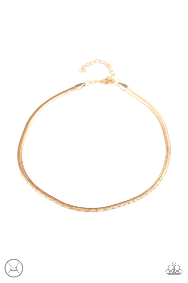 Flat Out Fierce - Gold - Paparazzi Necklace Image