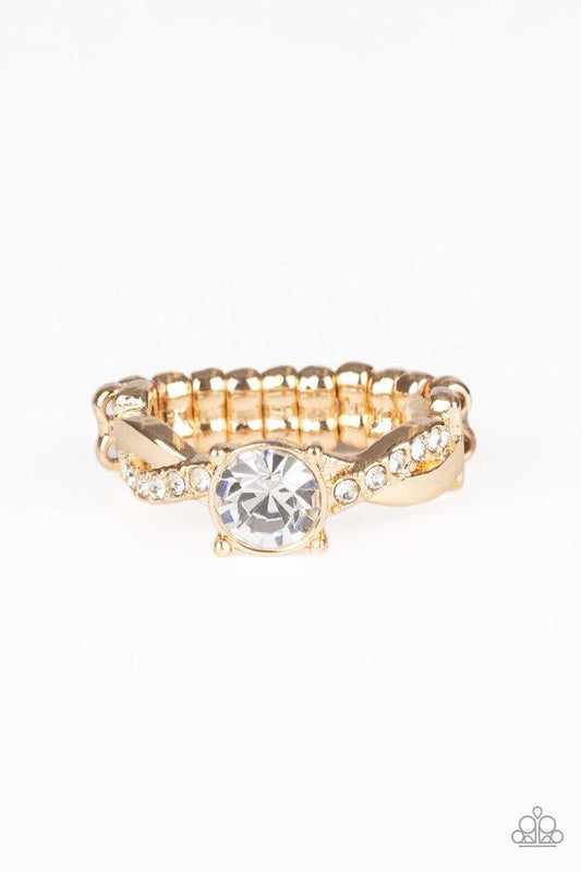 Anillo Paparazzi ~ Elegante y correcto - Oro