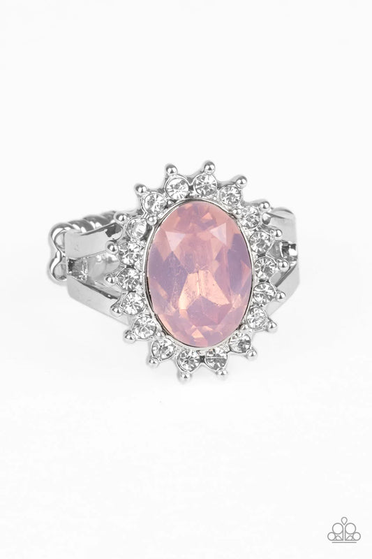 Anillo Paparazzi ~ Iluminado iridiscentemente - Rosa