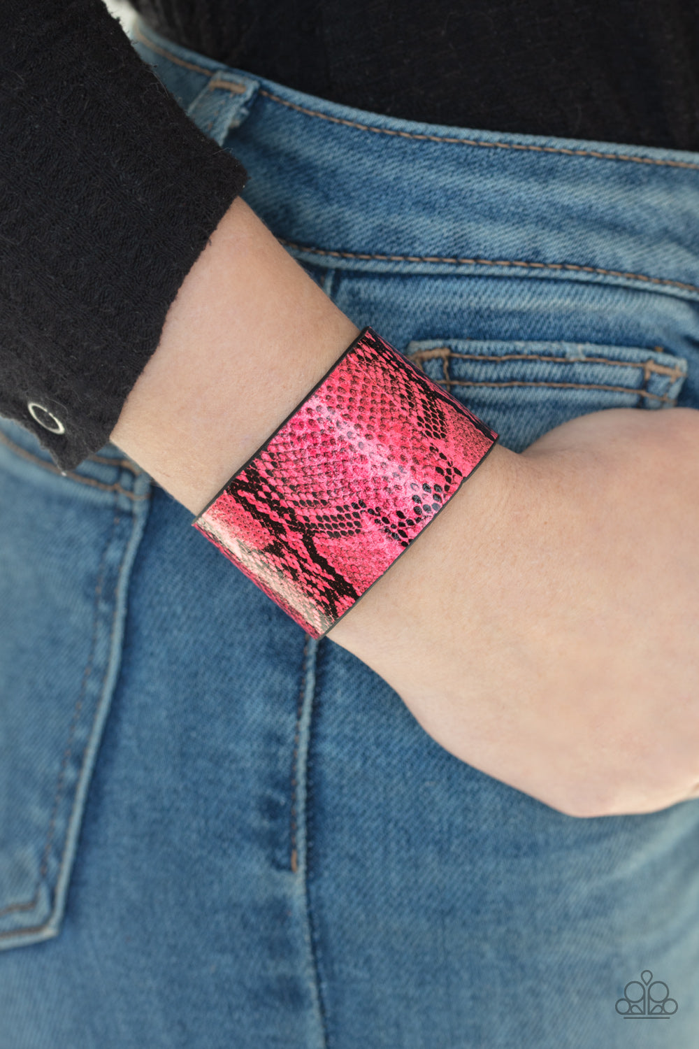 Paparazzi Bracelet ~ Its a Jungle Out There - Pink