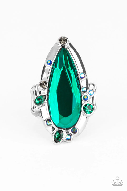 Anillo Paparazzi ~ Sparkle Smitten - Verde