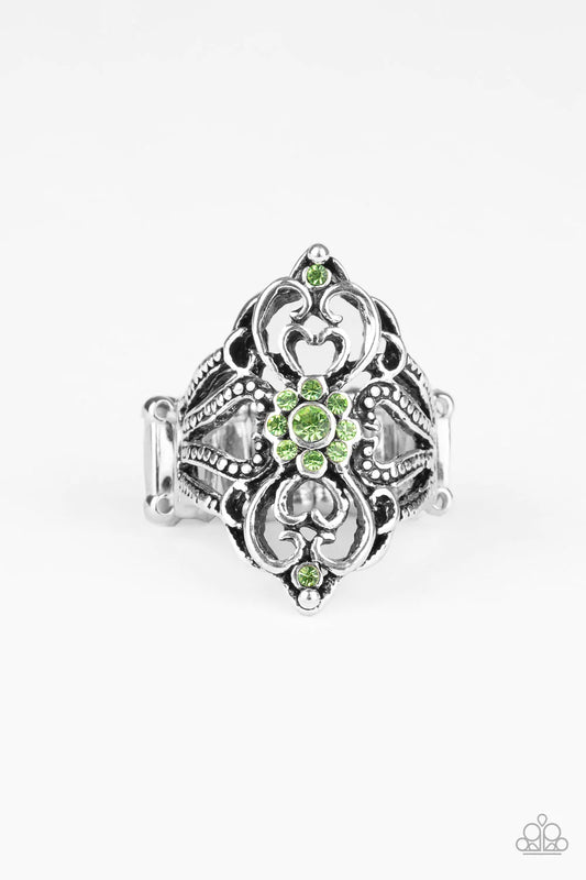 Anillo de paparazzi ~ Totally Taken - Verde