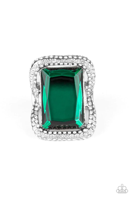 Anillo Paparazzi ~ Decadencia Deluxe - Verde