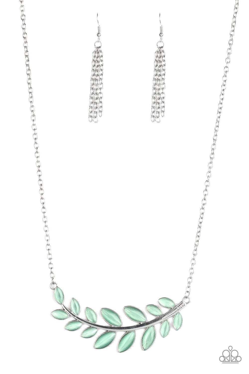 Paparazzi Necklace ~ Frosted Foliage - Green