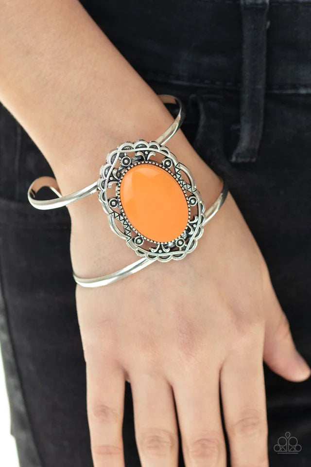 Pulsera Paparazzi ~ Vibrantly Vibrant - Naranja