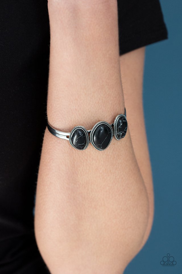 Stone Shrine - Black - Paparazzi Bracelet Image