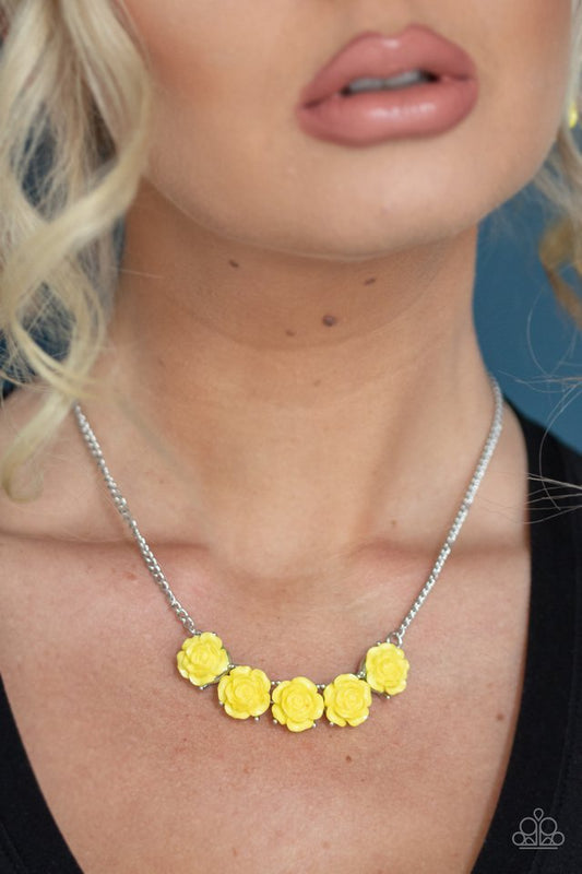 Garden Party Posh - Yellow - Paparazzi Necklace Image