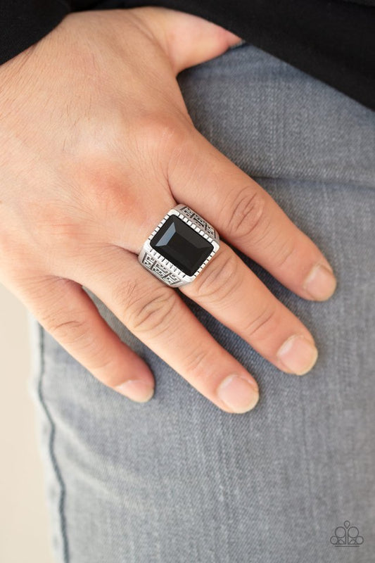 Winning Attitude - Black - Paparazzi Ring Image