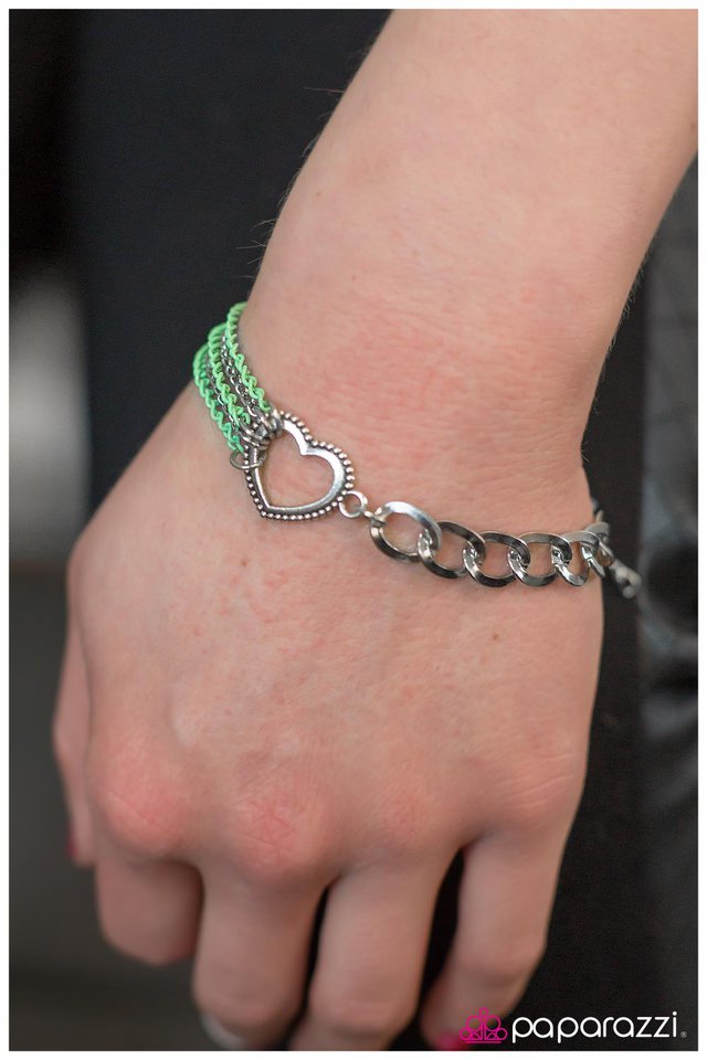 Paparazzi Bracelet ~ First Date - Green