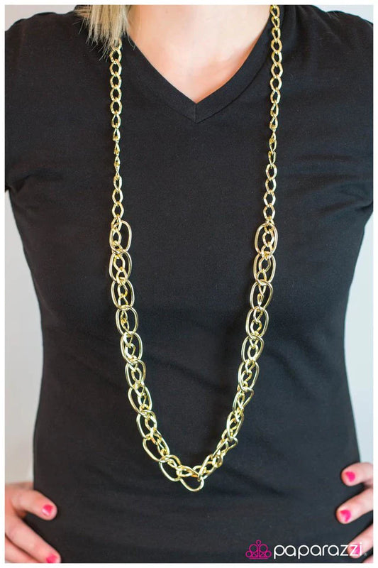 Paparazzi Necklace ~ Chain of Command - Gold